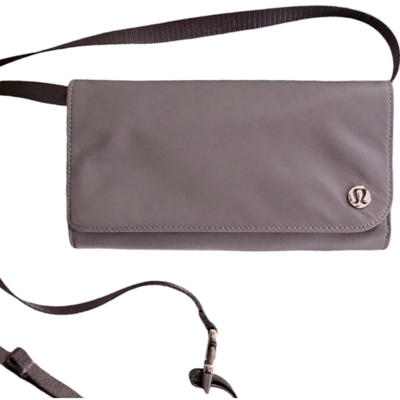 Lululemon Athletica  taupe wallet clutch - Picture 4 of 12